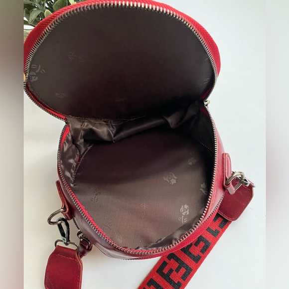 FanPinBag Circle Purse. NWOT - Picture 9 of 14